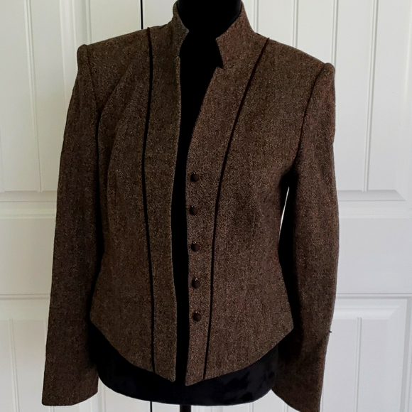 Jacket - Picture 1 of 6